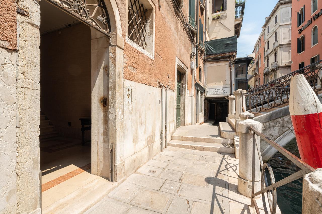 Ve.N.I.Ce Cera Casa Dolce Vita Венеция Экстерьер фото